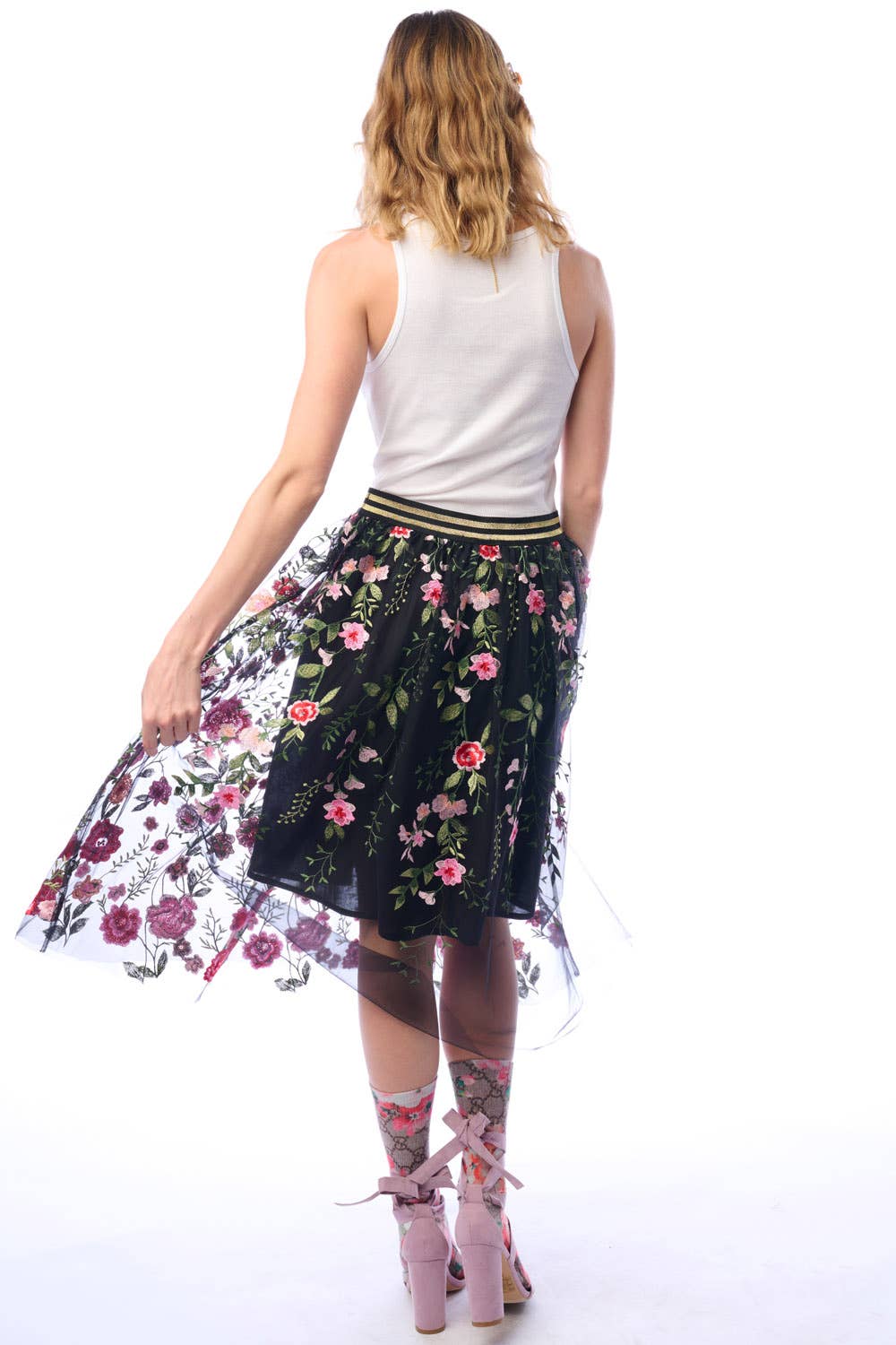 Dark Rose Embroidered Skirt: S
