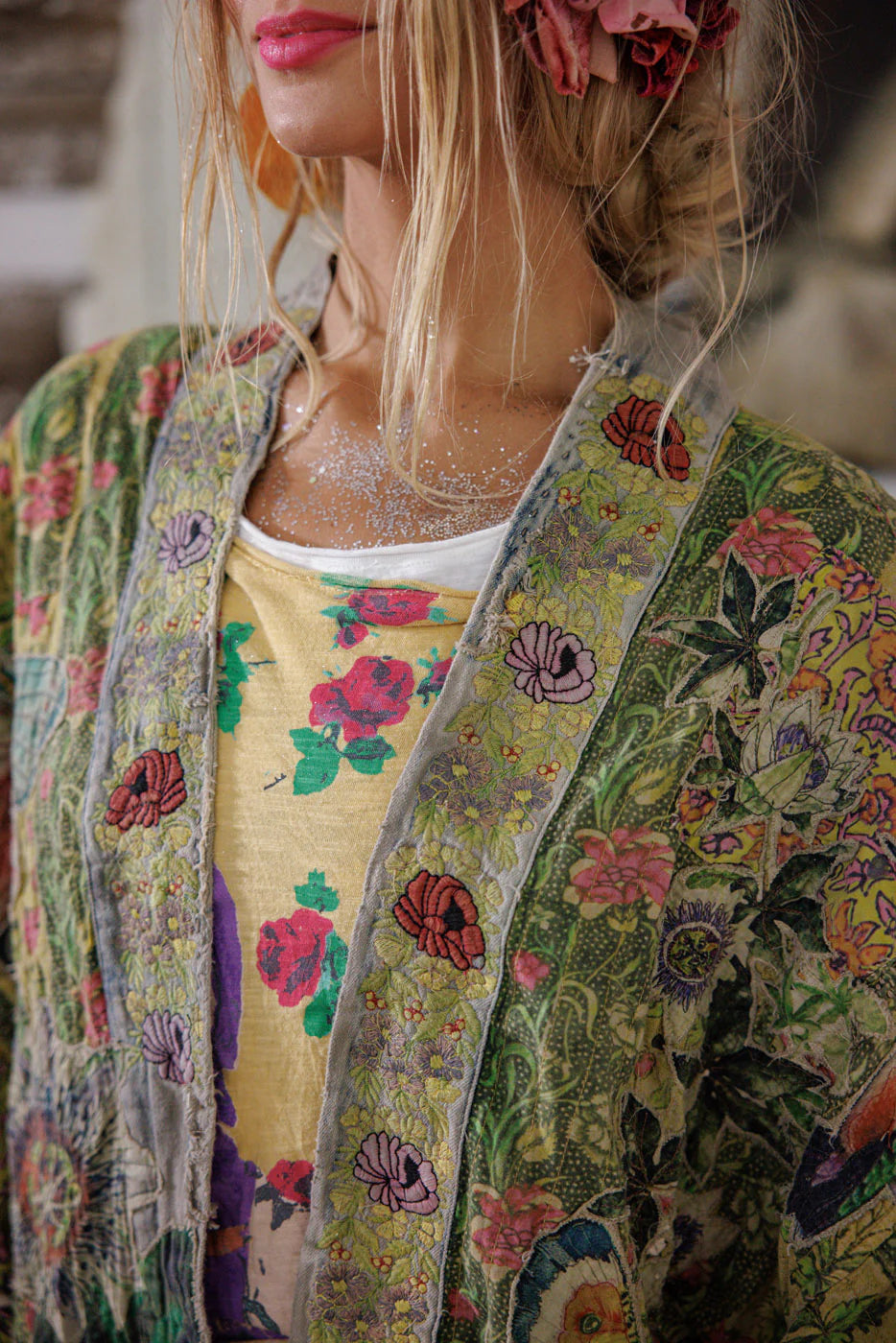 Kontessa Kimono 1323 - Magnolia Pearl