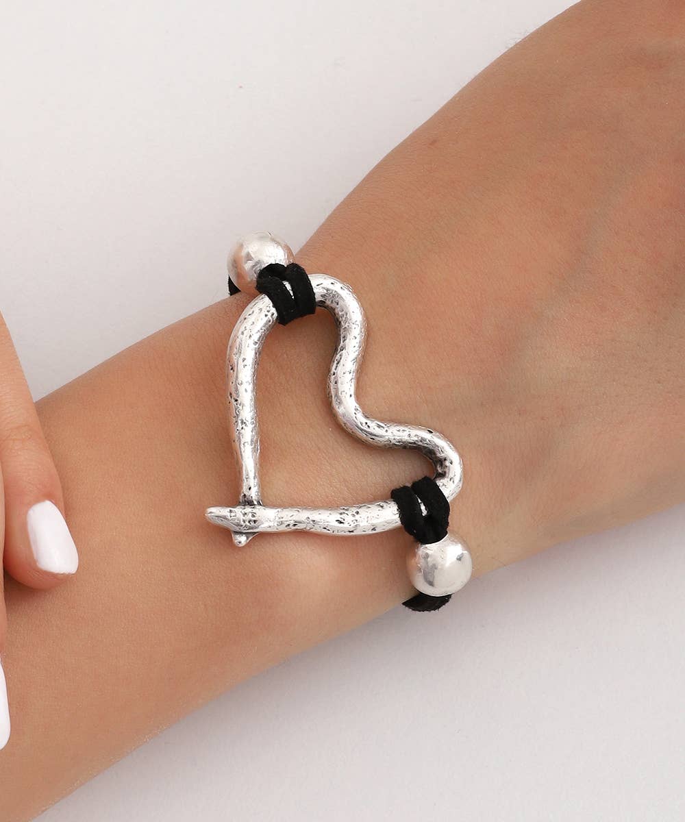 Unique Hummered Surface Open Heart Bracelet and Earrings Set
