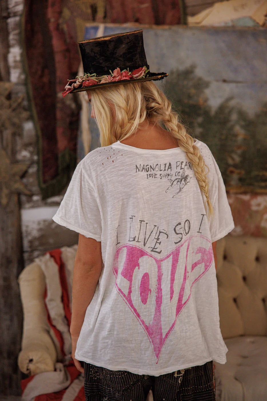 Gather Me Berries Tee 2530 - Magnolia Pearl