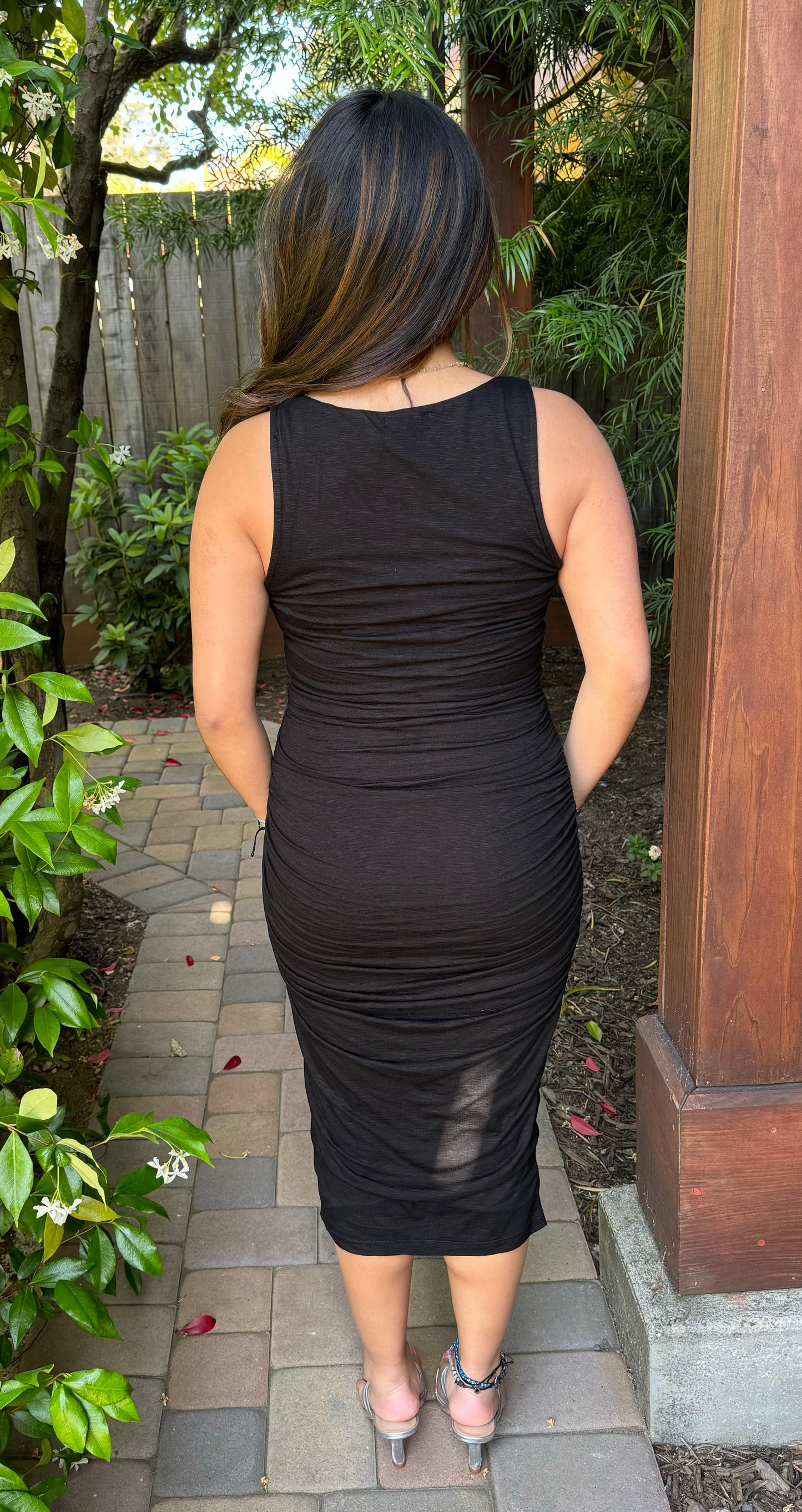 V-Neck Midi Dress 134579 - Sundry