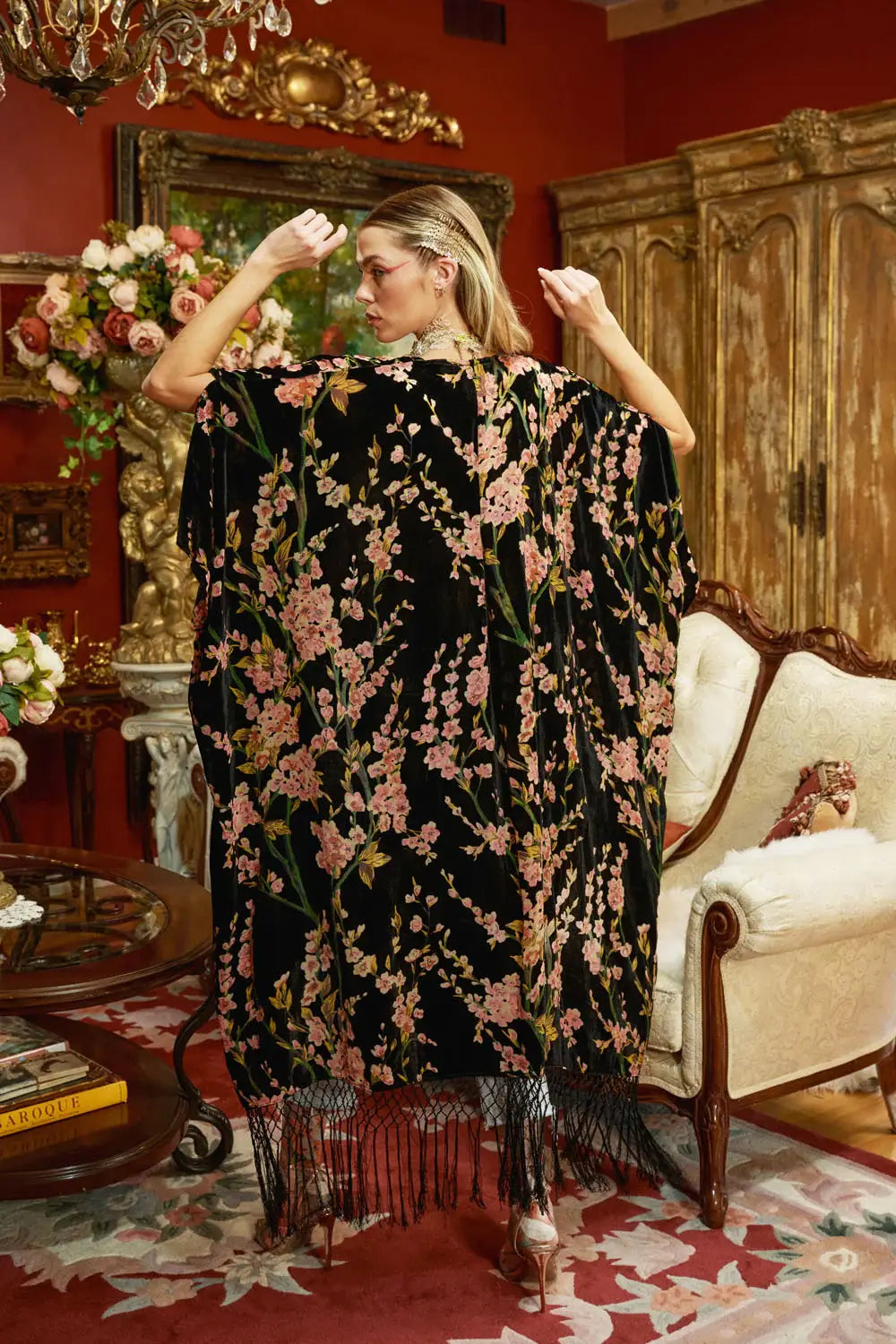 Holiday Garden Burnout Velvet Kimono / Topper : Black Burnout / One Size