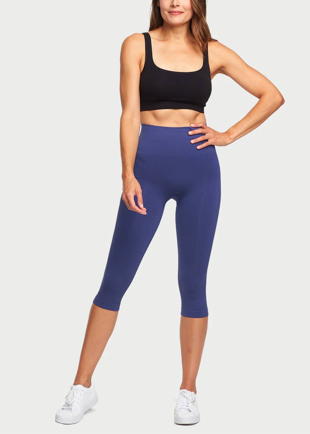 Morgan Seamless Cropped Capri Shaping Legging: Asphalt - Yummie
