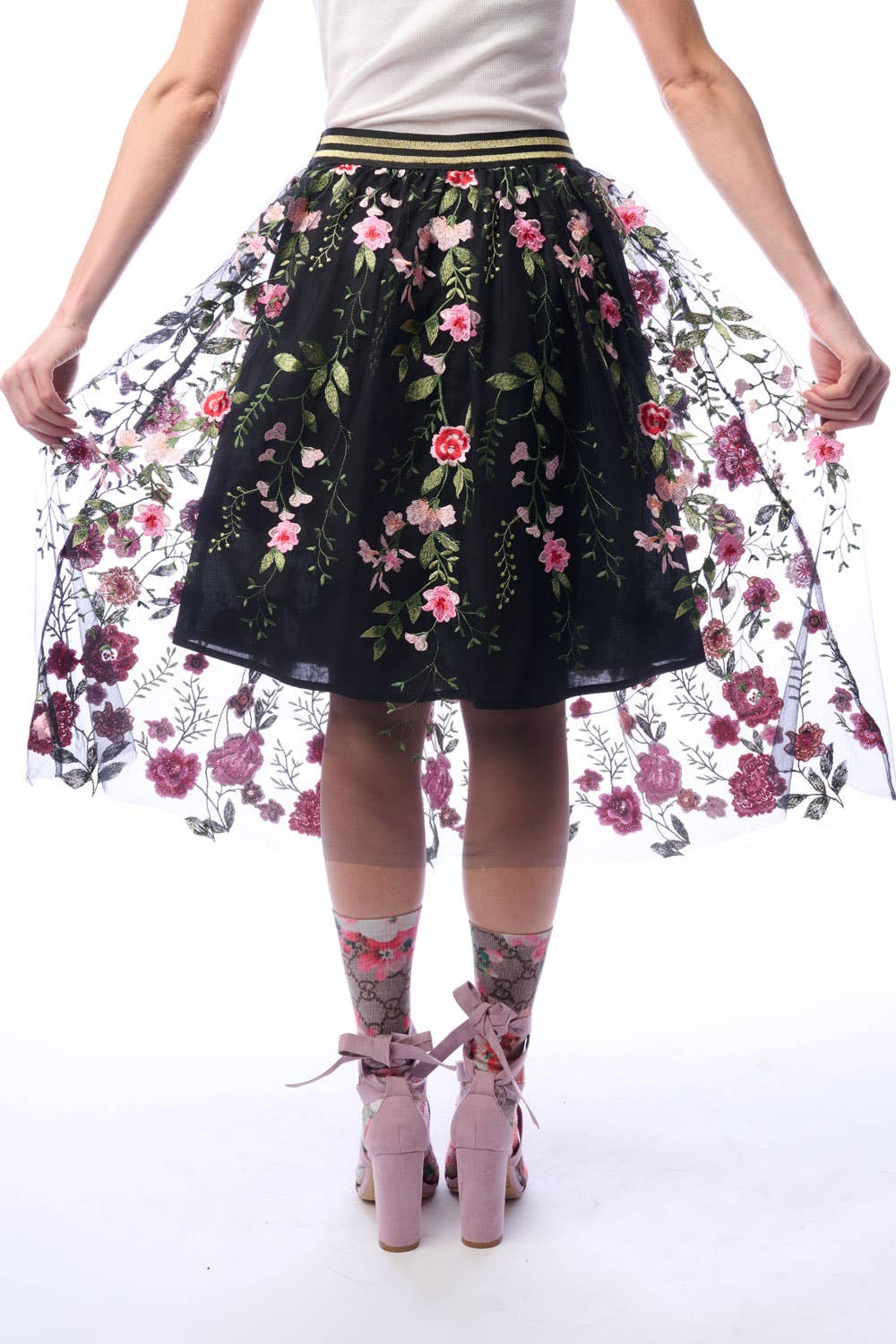 Dark Rose Embroidered Skirt: S