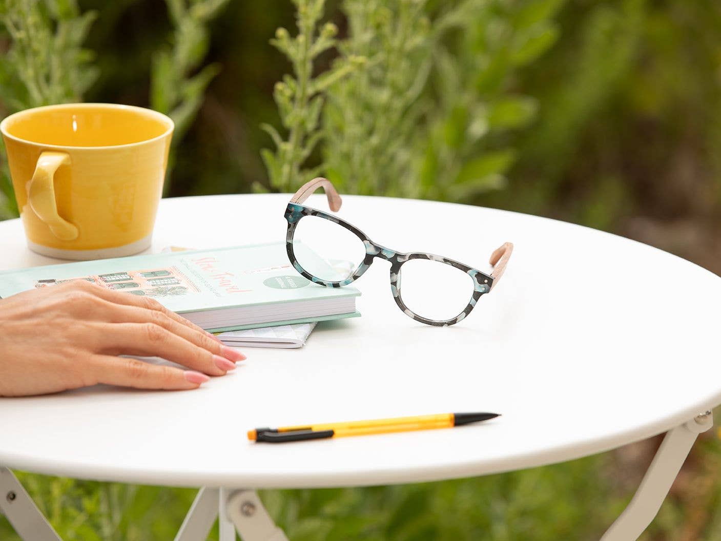 BP20751 - Astrid- Matte Blue Tort / Walnut Wood / Blue Light: 3.00