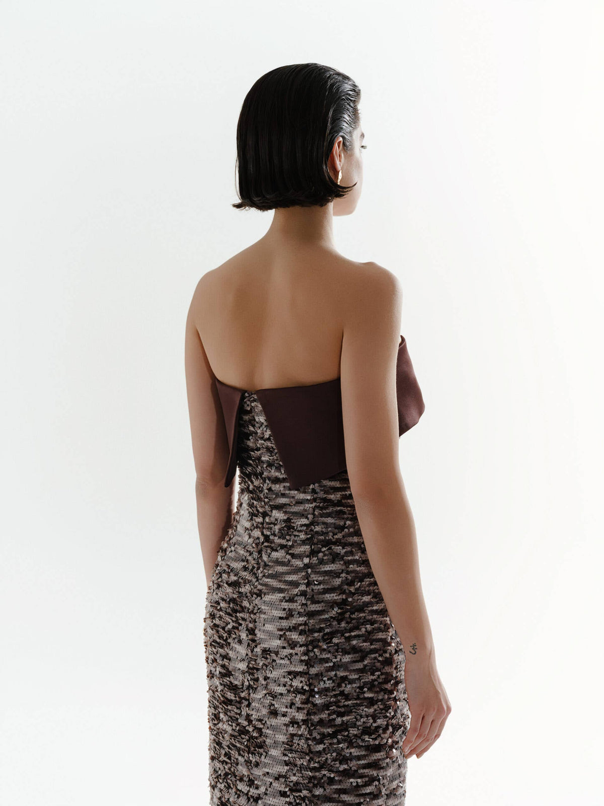 Metropolitan Muse: 38