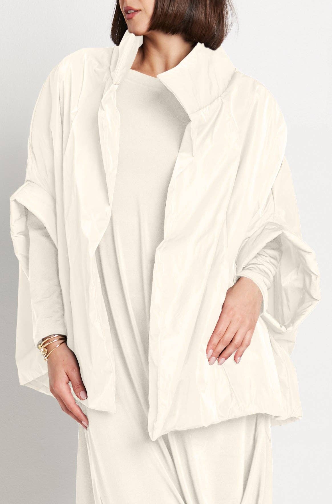 Nylon Chic Cape - Butter: Butter