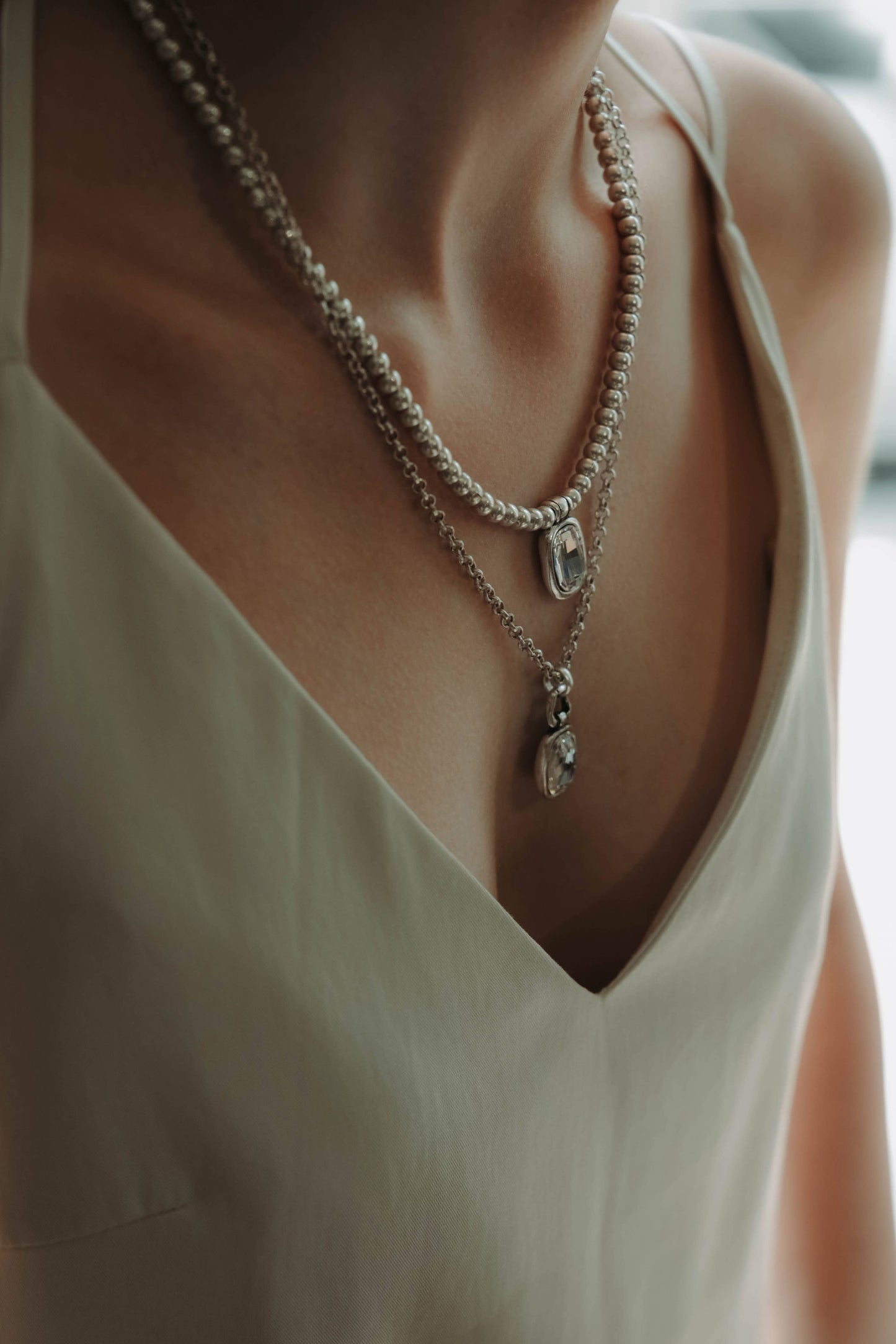 Handmade Crystal Pewter Necklace - 3890