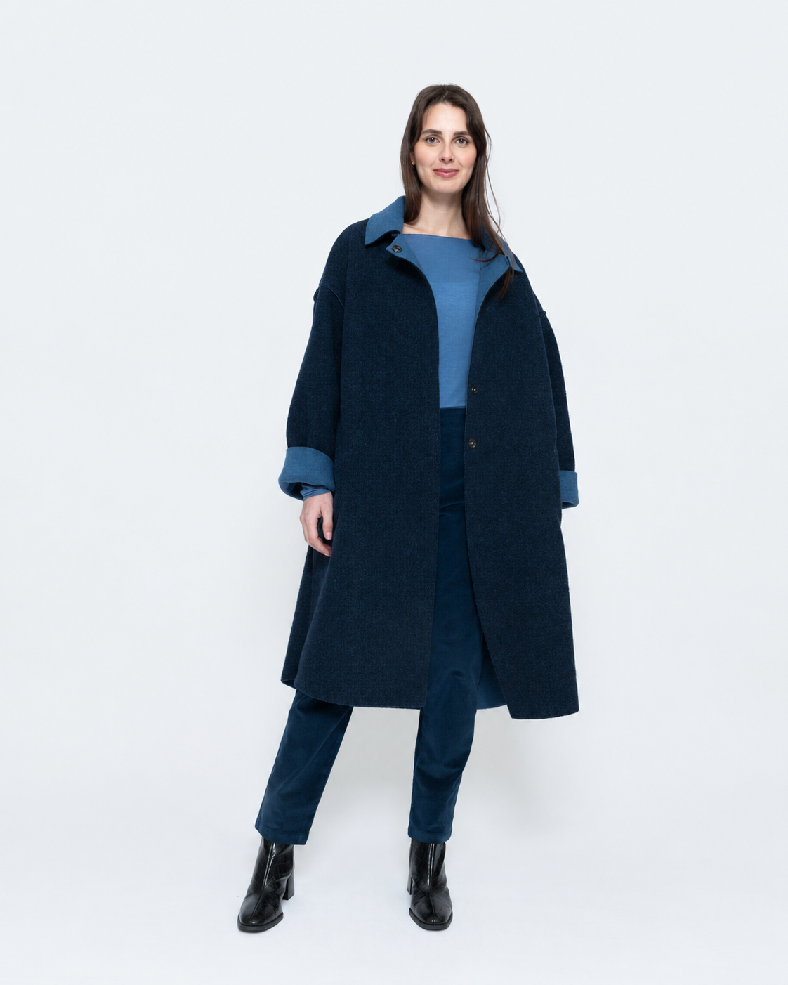 Blueberry Two Tone Overcoat, Navy: BLUE / ONE SIZE