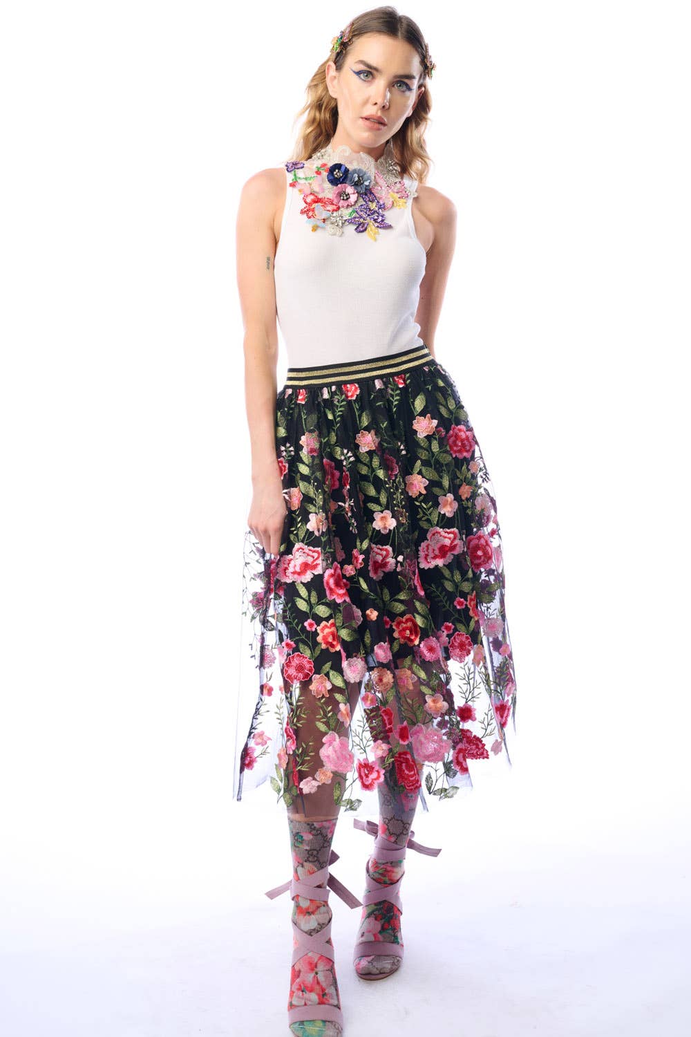 Dark Rose Embroidered Skirt: S