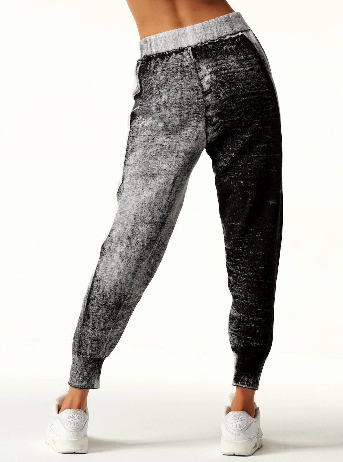 Huntress Jogger - Blanc Noir