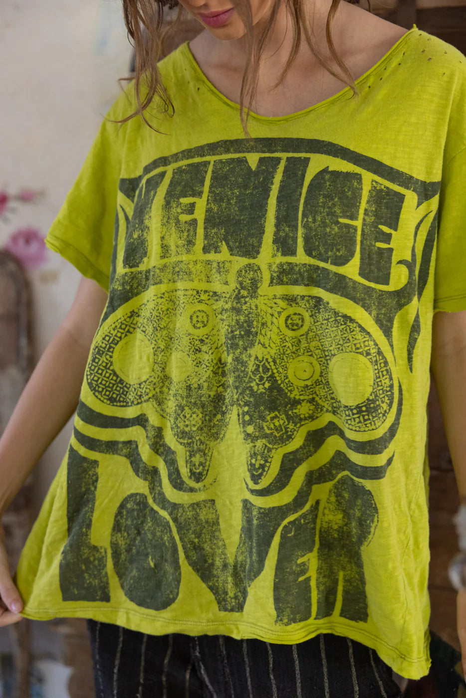 Venice Lover Butterfly Tee 2440 - Magnolia Pearl