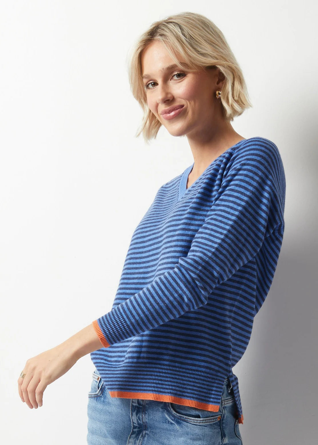 Essential Stripe V Sweater ZP6328U - Zaket & Plover – Alice Becker Inc Essential Stripe V Sweater ZP6328U - Zaket & Plover – Alice Becker Inc
