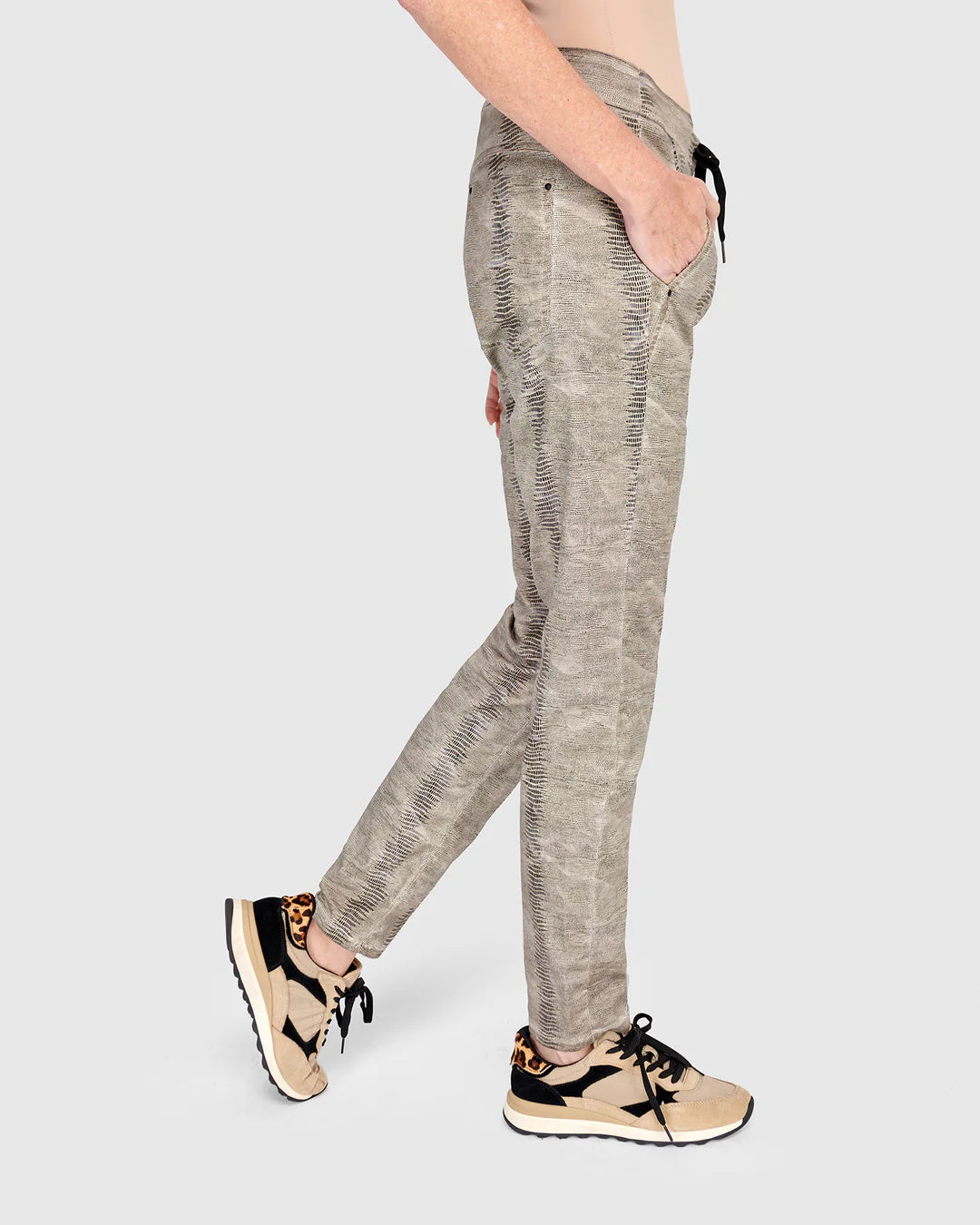 Urban Iconic Stretch Jeans UP946G - Alembika