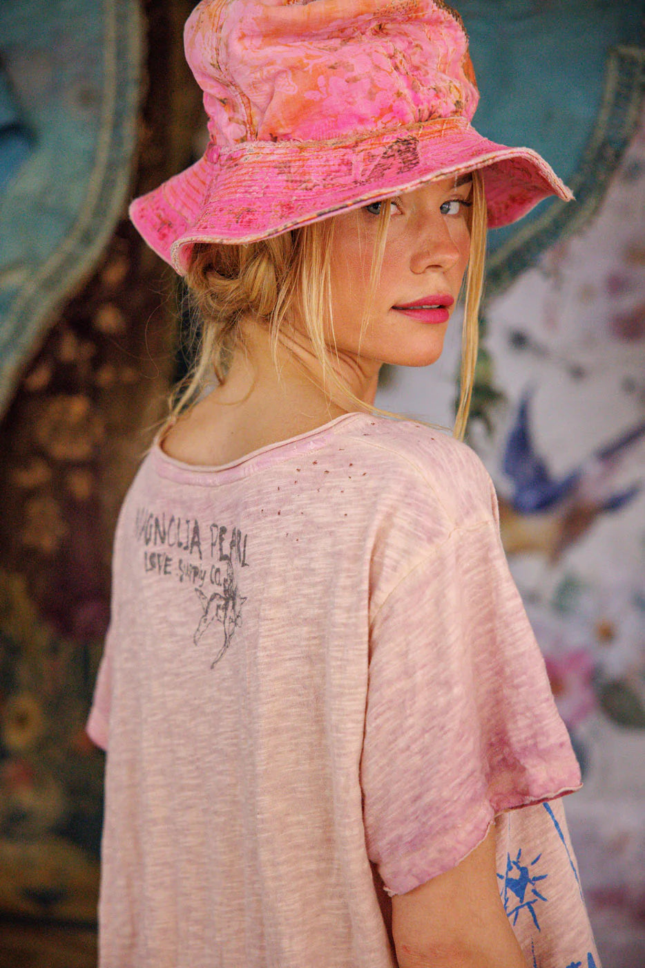 Mixed Graphics Tee 2256 - Magnolia Pearl