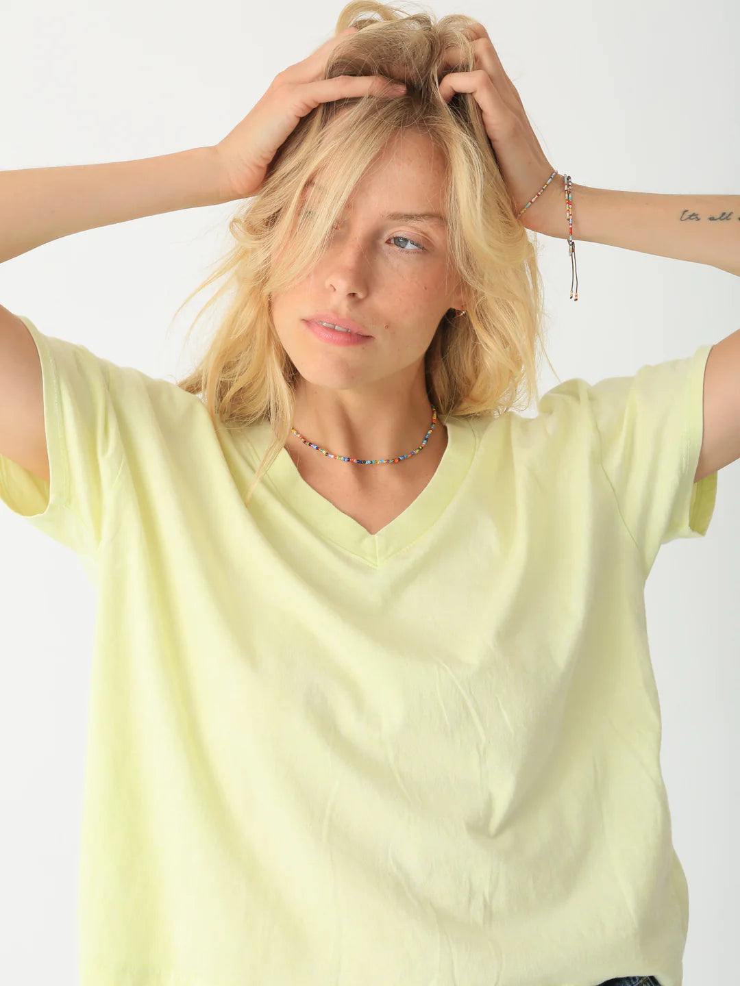 Chase Vneck Tee WTP075AC - Electric & Rose