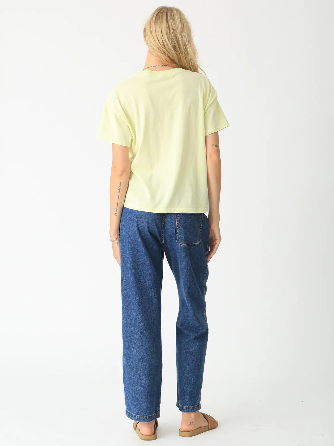 Chase Vneck Tee WTP075AC - Electric & Rose