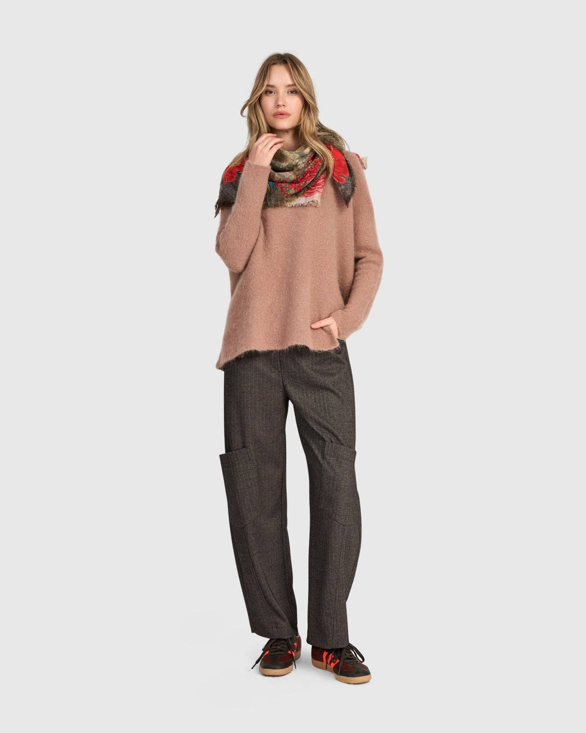 Deckle Scarf, Beige Bloom: Bloom / ONE SIZE