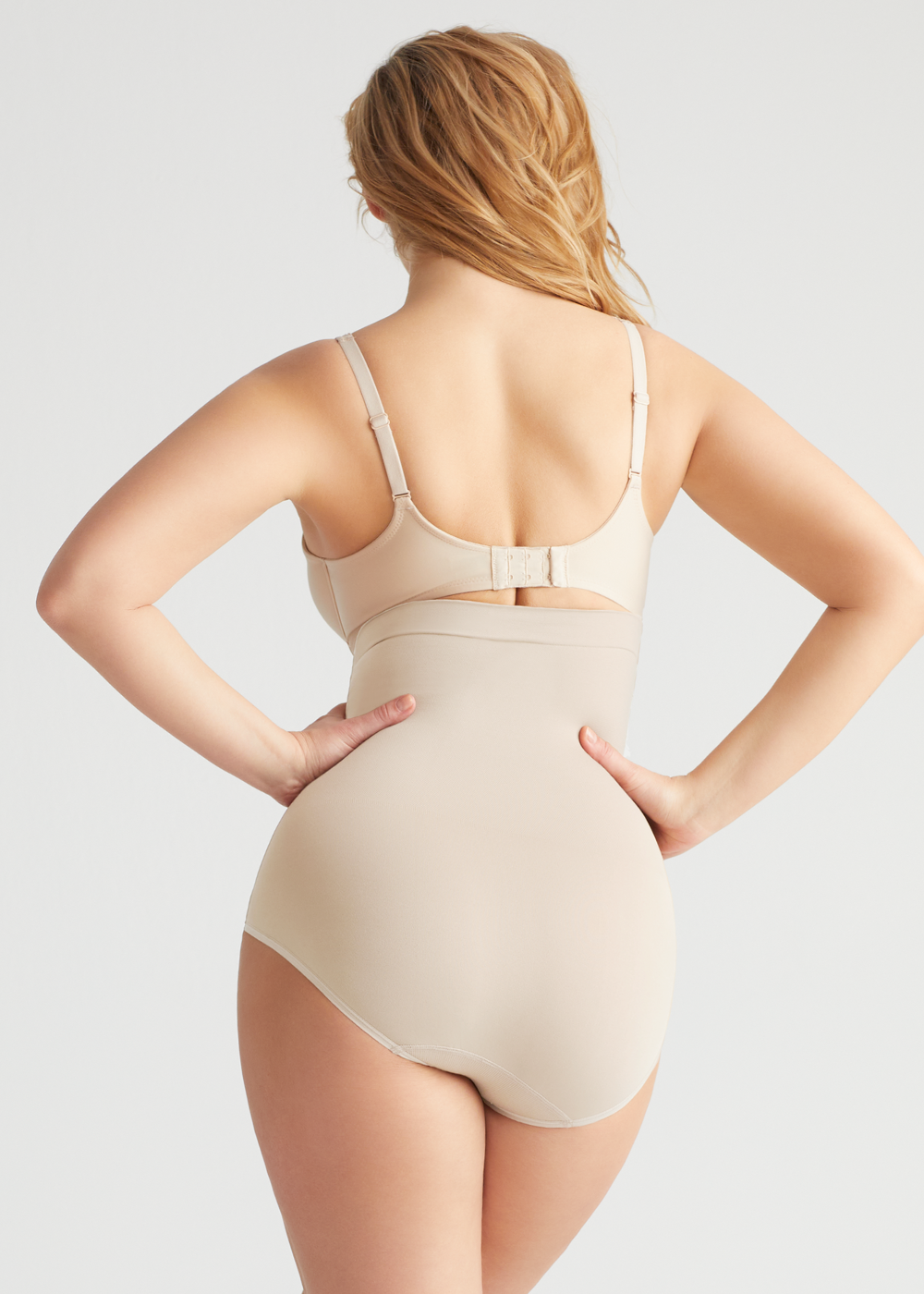Seamless Solutions High Waist Shaping Brief - Yummie