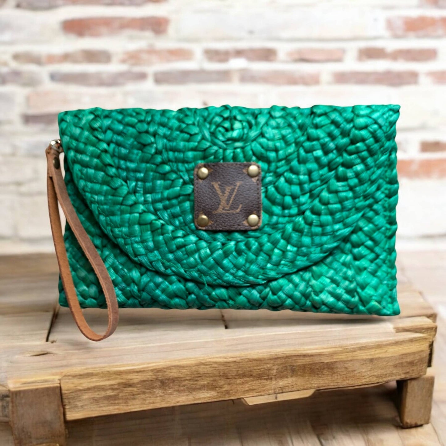 Green Woven Straw Crossbody