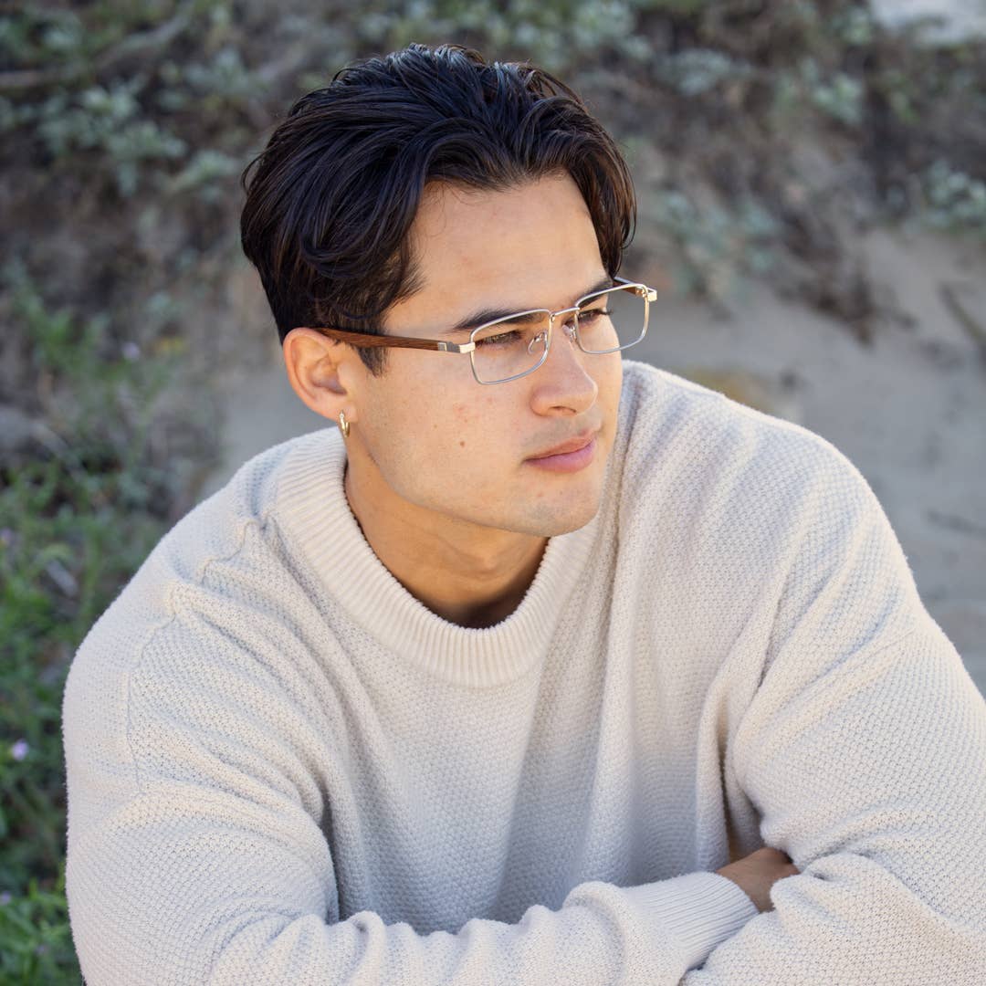 BP20971 - Harris - Matte Gold / Walnut Wood /Blue Light : 2.50