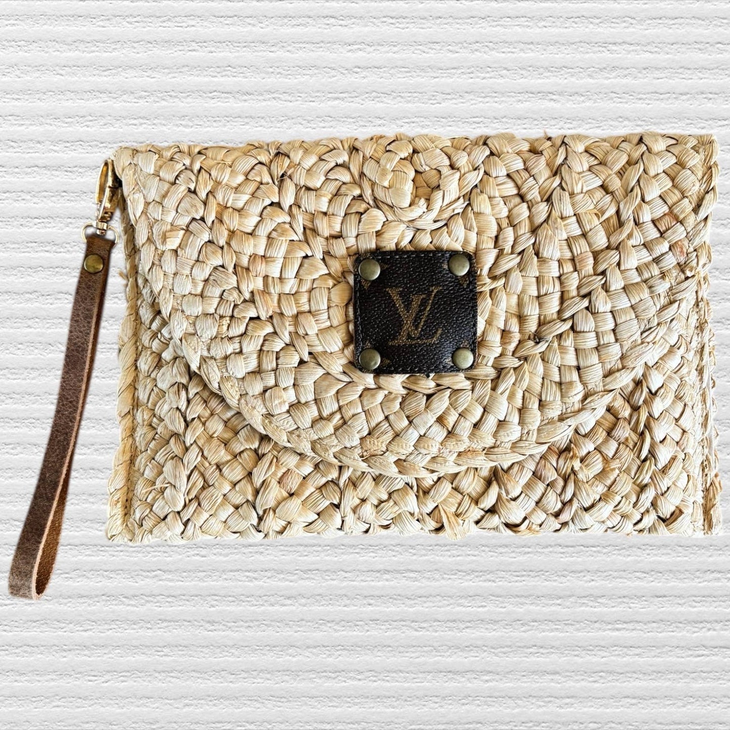 Natural Woven Straw Crossbody