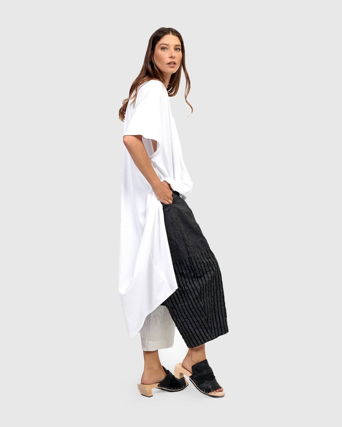 Urban Warsaw Cutout Tunic Top, White: White / XS (US 6-8)