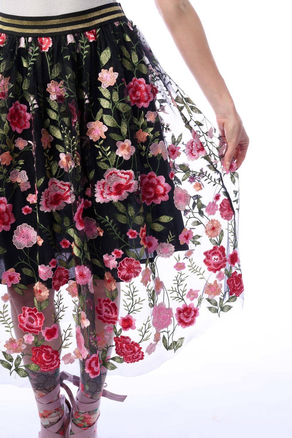 Dark Rose Embroidered Skirt: S