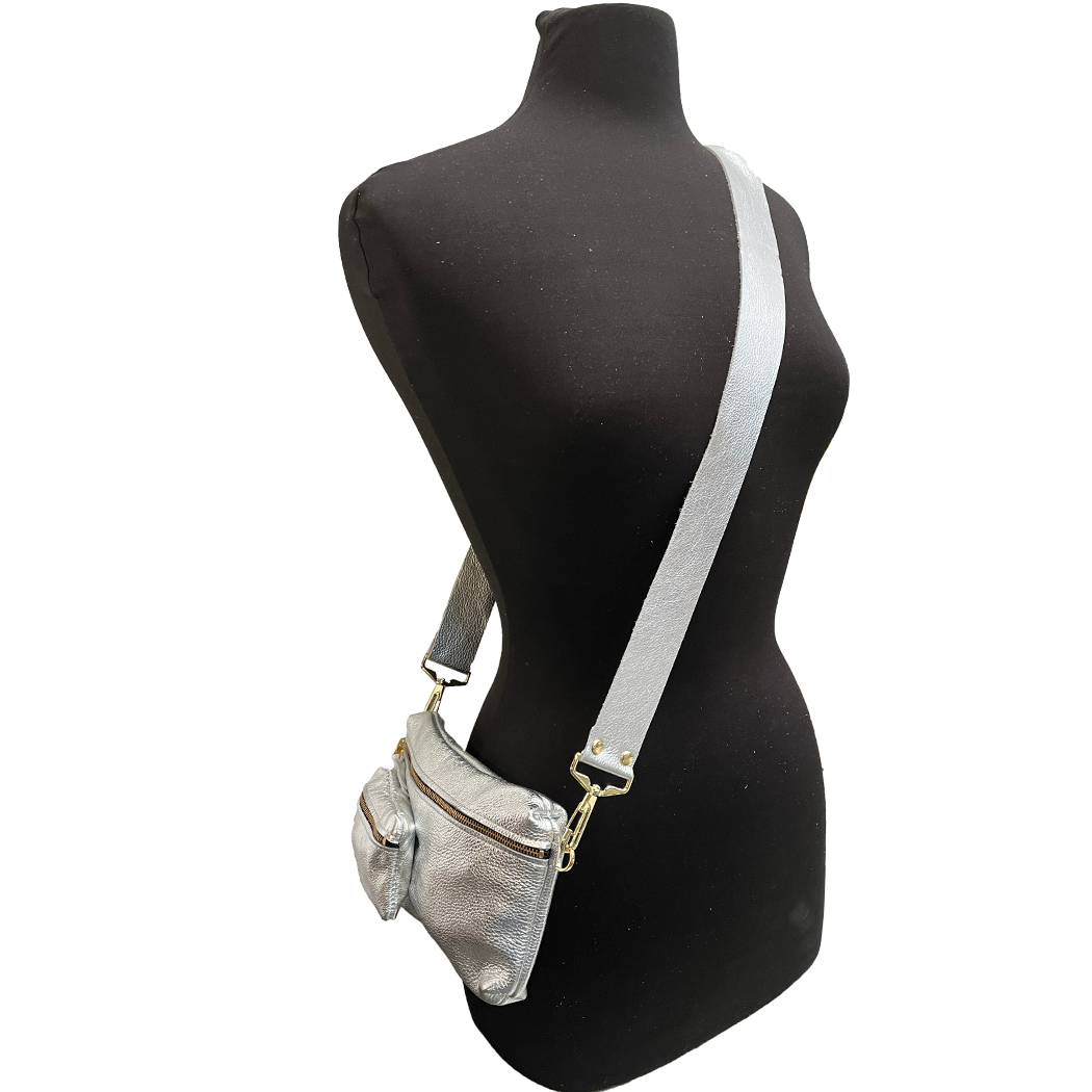 The BARI Hipbag / Crossbody / Sling: Silver