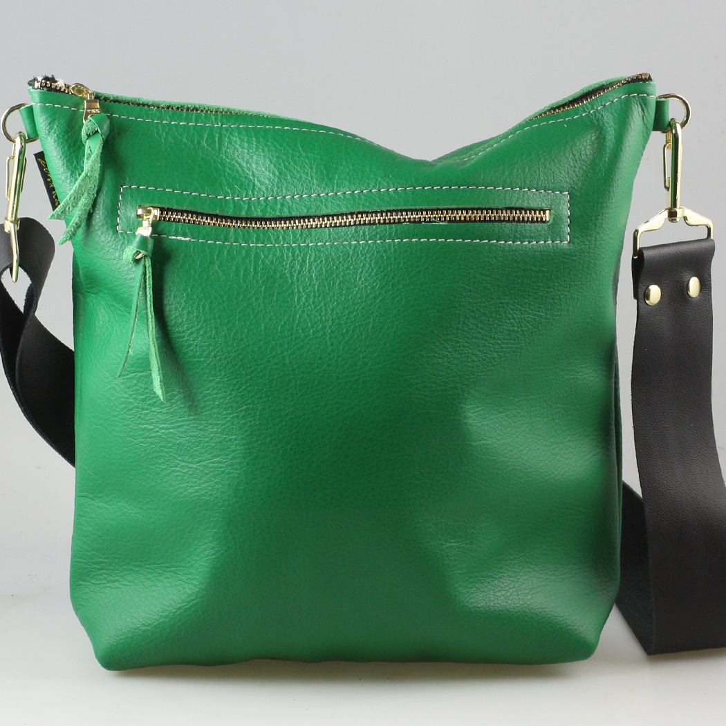 The Buckle Strap Lakeshore Shoulder bag : Softs
