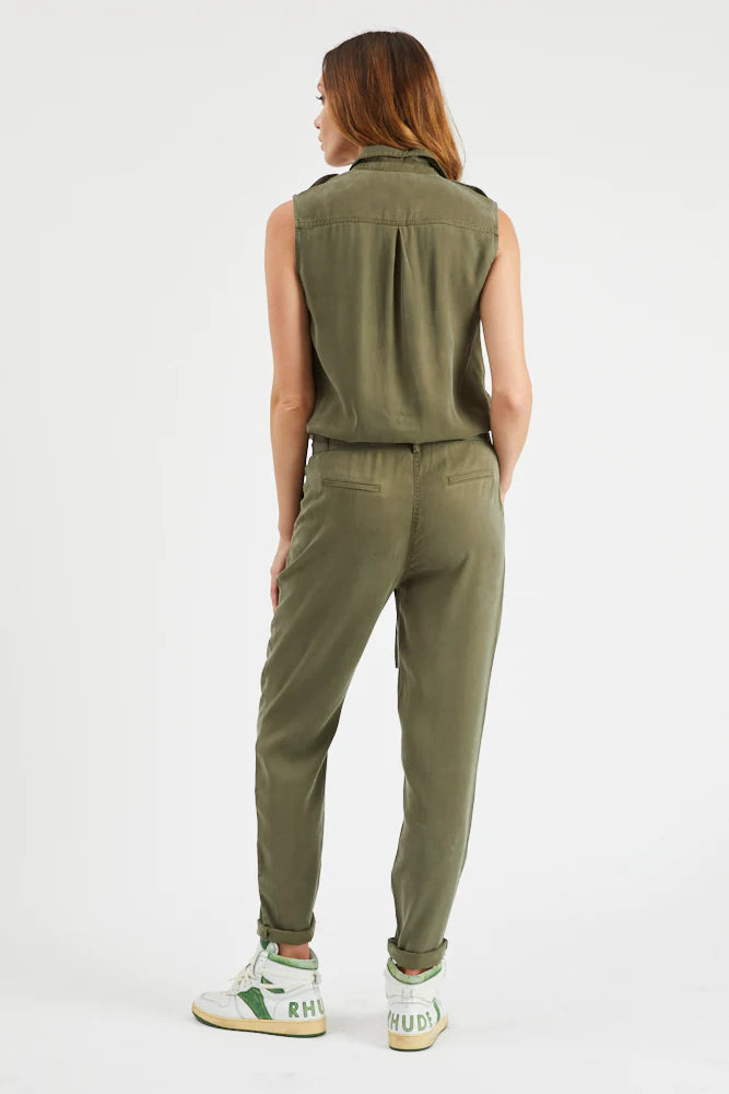 EM5004 Jumpsuit - Etienne Marcel
