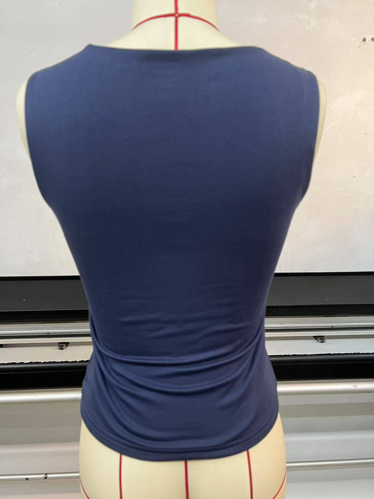 Comfortable square-neck sleeveless tank top: LIGHTGREY / (S) 1
