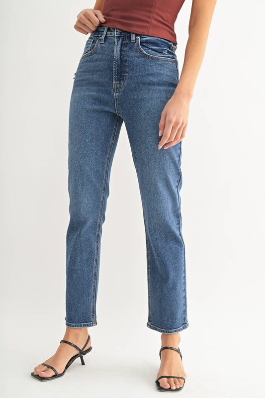 Classic Slim Straight DP657