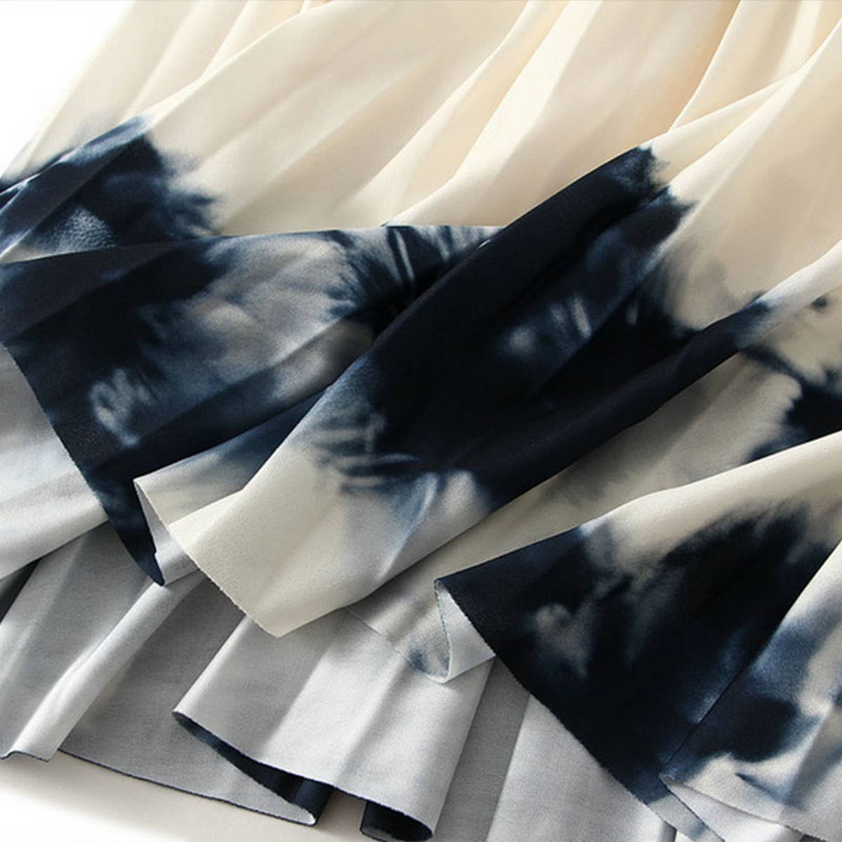 Gradient Print Pleated A-Line Flowy Midi Skirt_CWBMS0402: KHAKI / (OS) 1