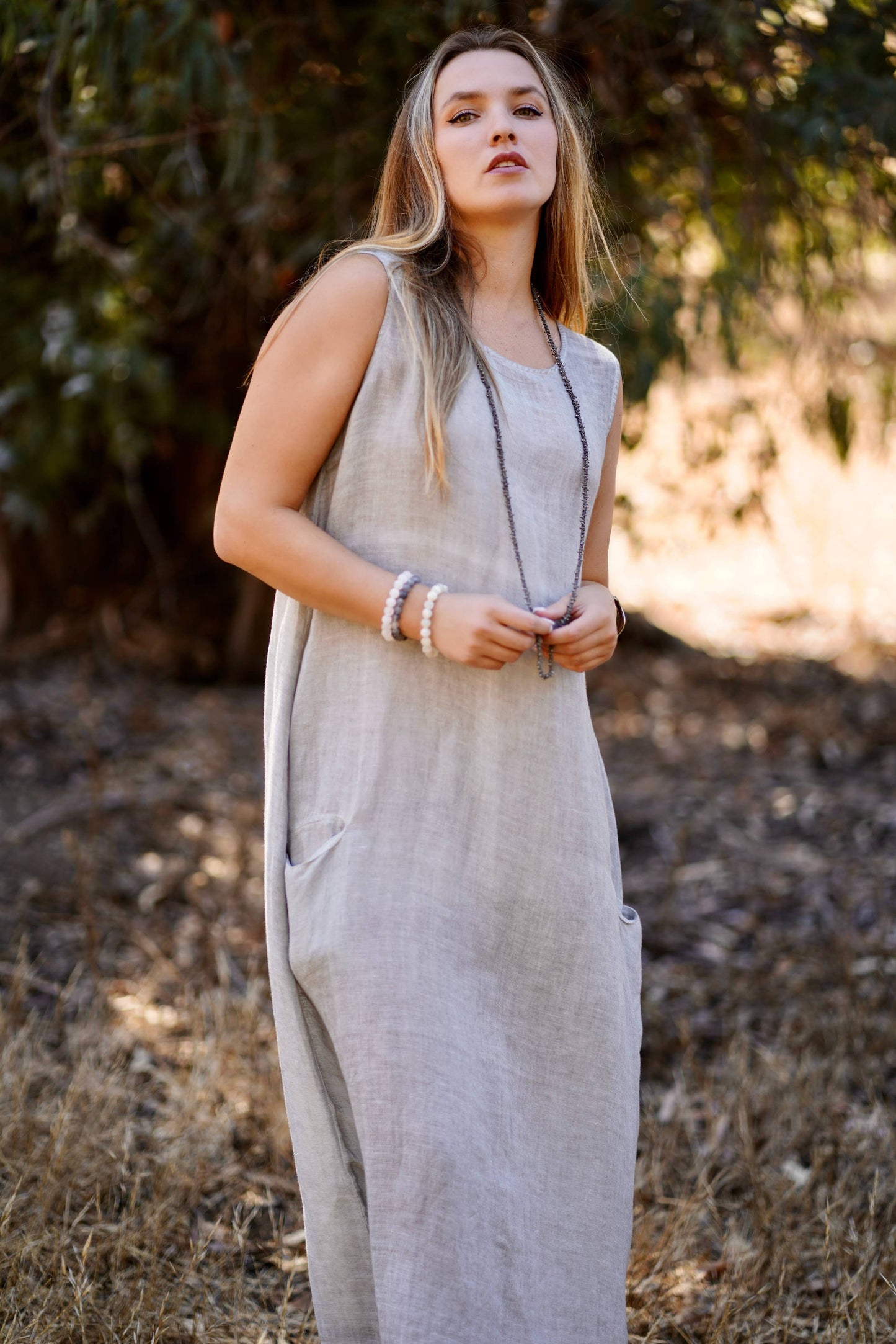 Anita Linen Dress Lt. Grey: LT. GREY / M/L