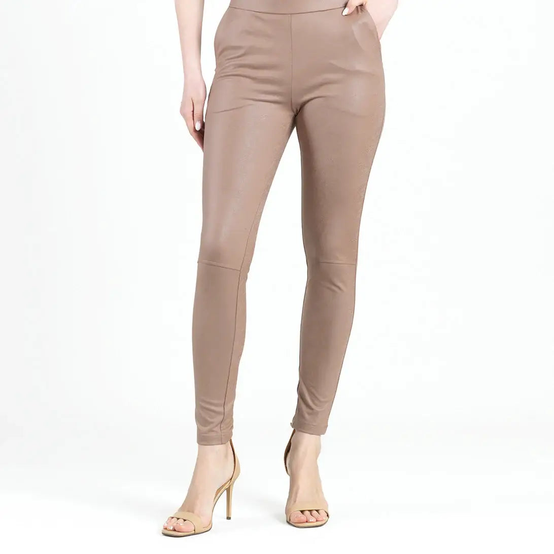 PT22L - Liquid Leather ™ Sheen Skinny Pocket Pant: Black / L