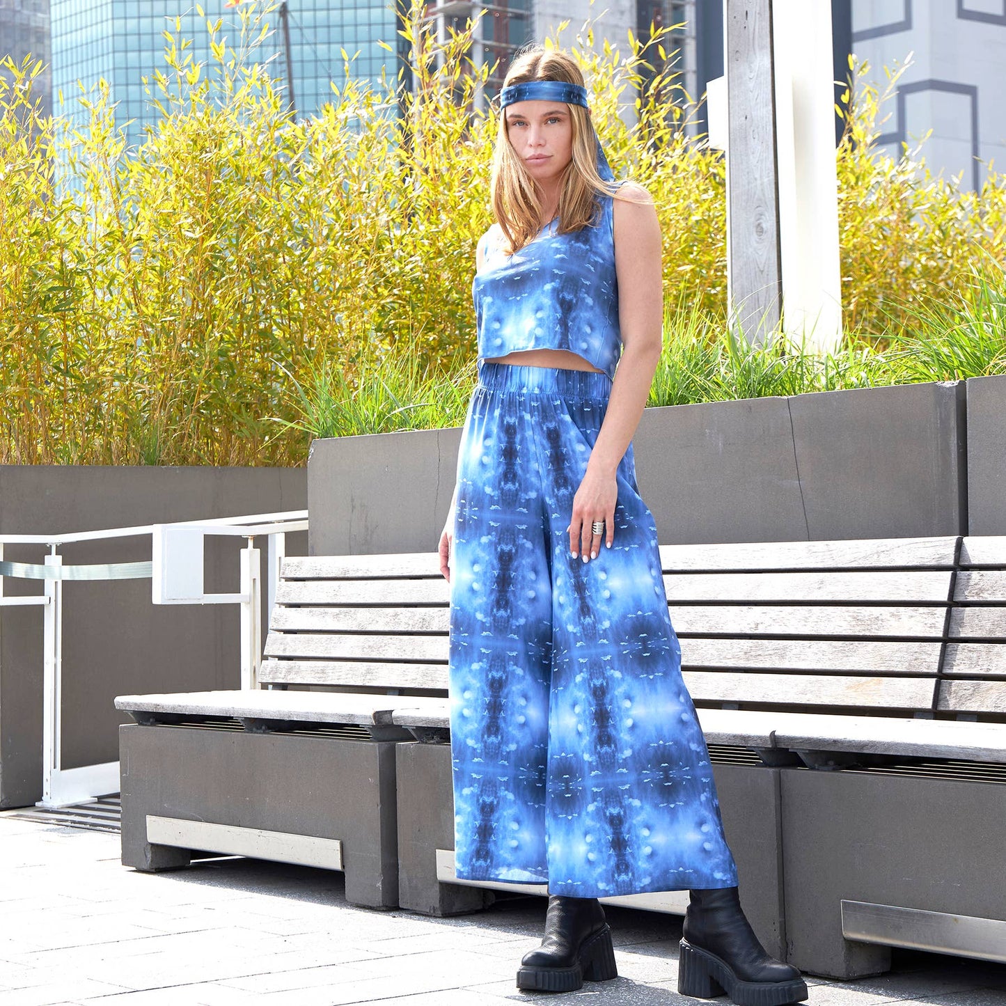 Babs Lightweight Wide Leg Pants - Blue Cloud Print: L
