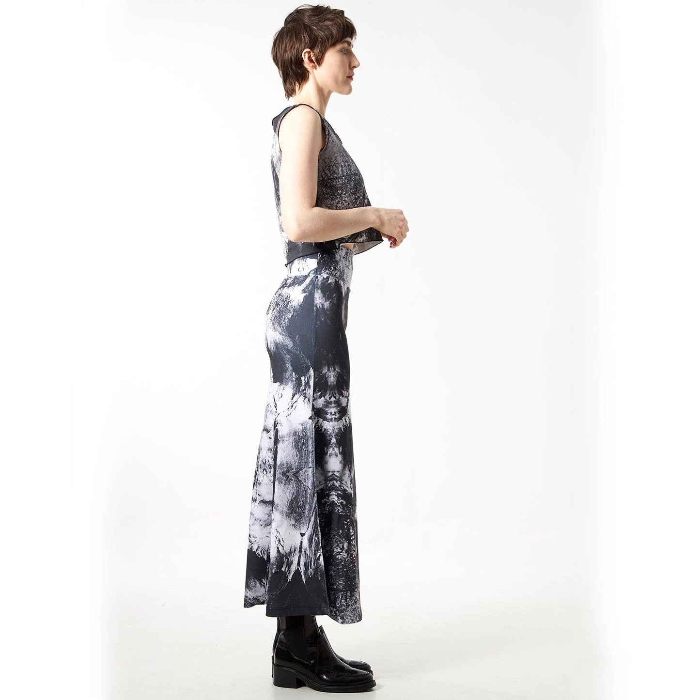 Babs Body-hugging Midi Skirt
