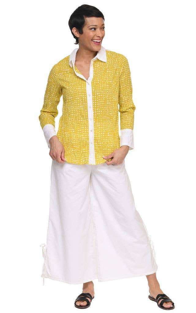 CV1087 Gretchen Button Down in Goldfish Dot*: XS