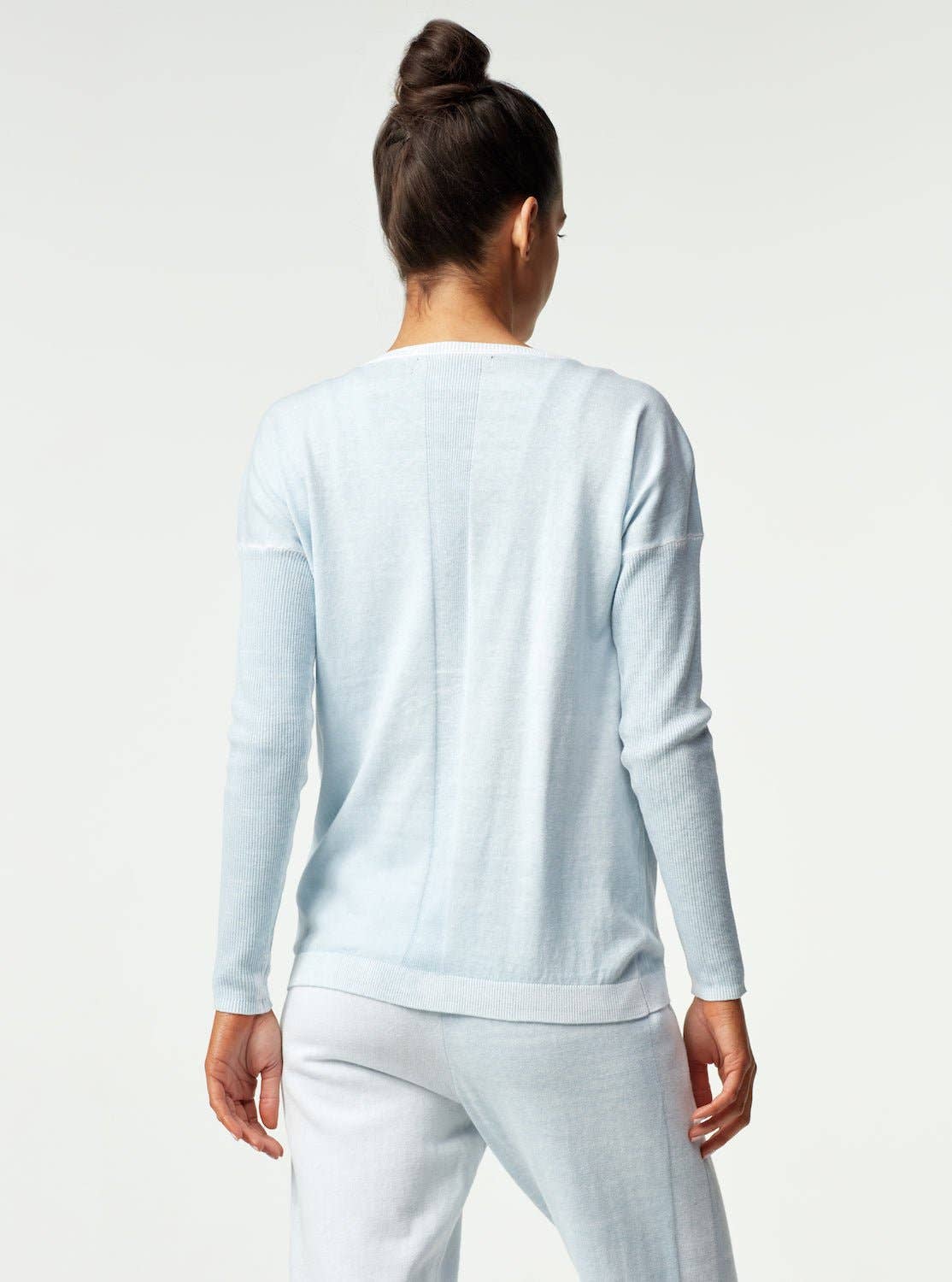 Huntress Boyfriend Sweater - Blanc Noir