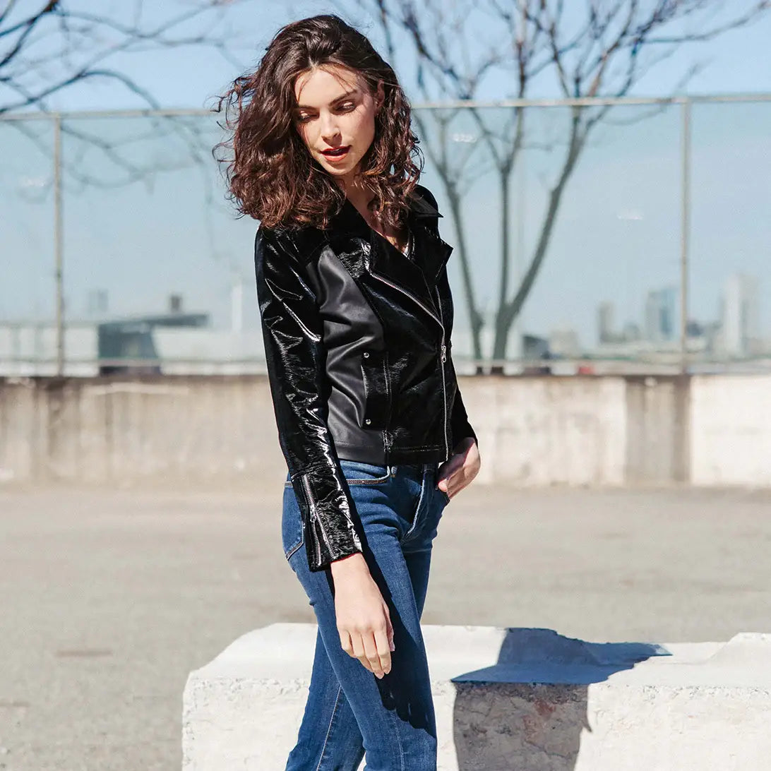 JK225H -Vinyl, Liquid Leather ™ Panel Zip Cuff Pocket Jacket: Black / XL