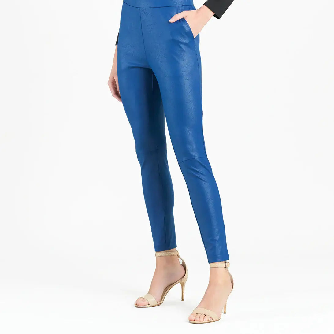PT22L - Liquid Leather ™ Sheen Skinny Pocket Pant: Black / L