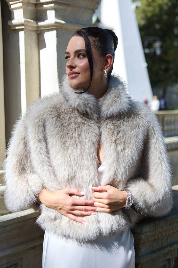 Party Fur Capelet Topper