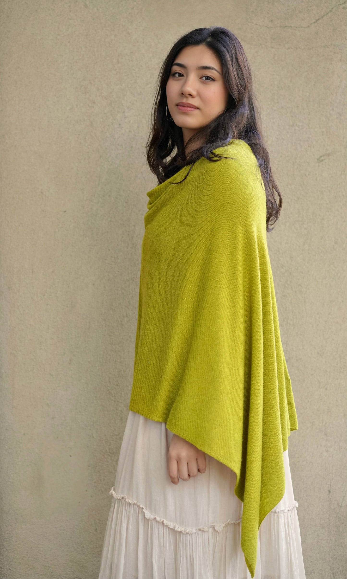 Cashmere Poncho Peridot 