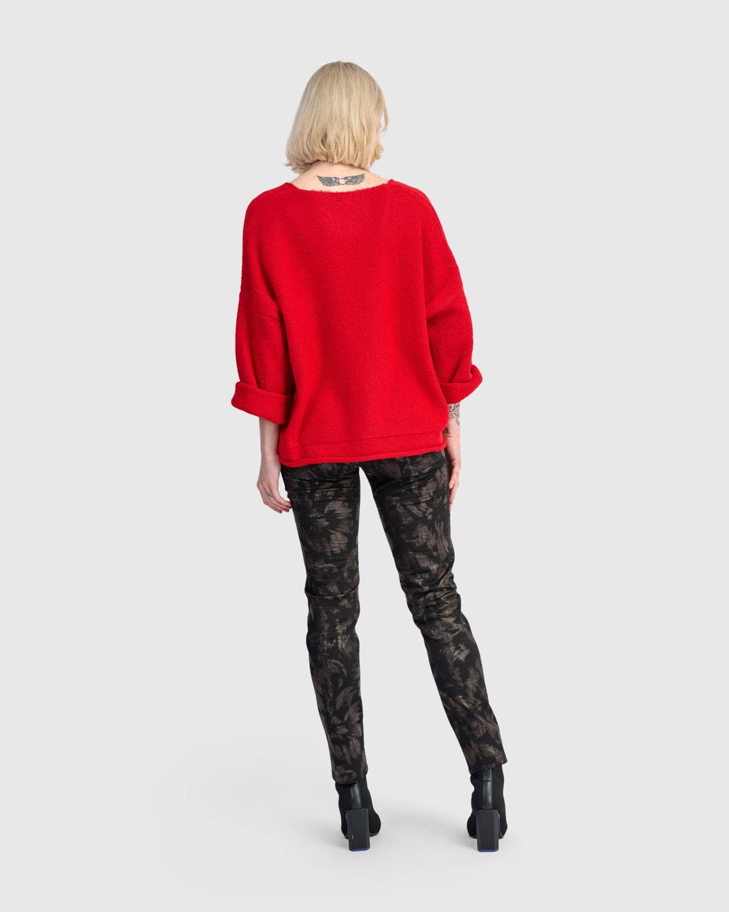 Basis Pullover Sweater, Red: Red / M (US 12-14)