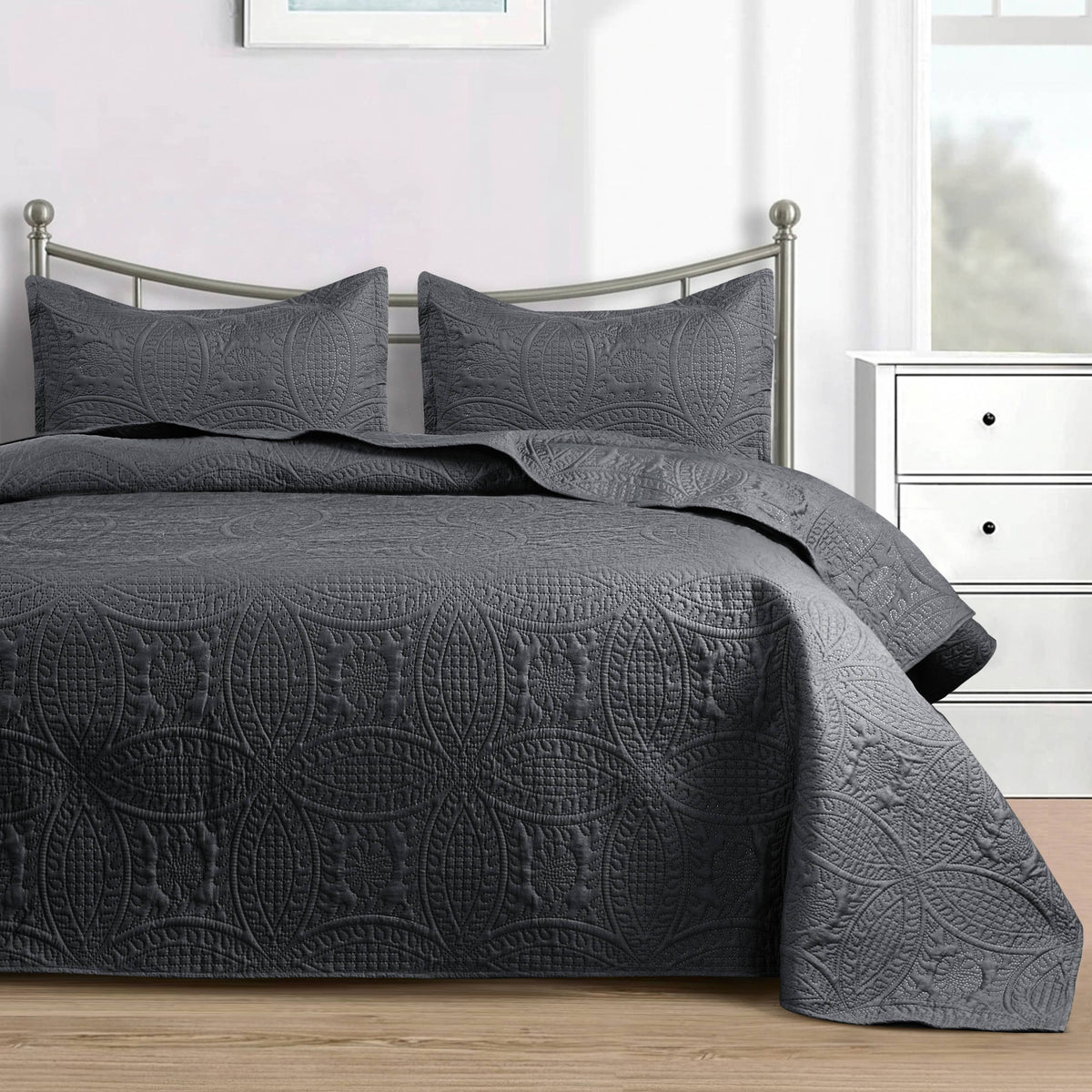 Quilted Bedspread 3 Pc Coverlet Bedding Quilt Set All Season: Full/Queen / Beige