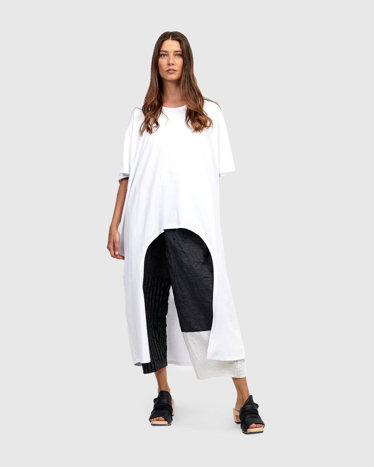 Urban Warsaw Cutout Tunic Top, White: White / XS (US 6-8)
