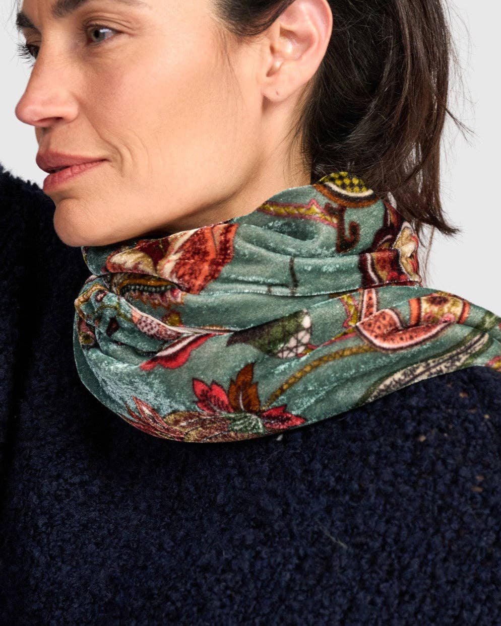 Mango Velvet Scarf, Steel Blue: Garden / ONE SIZE