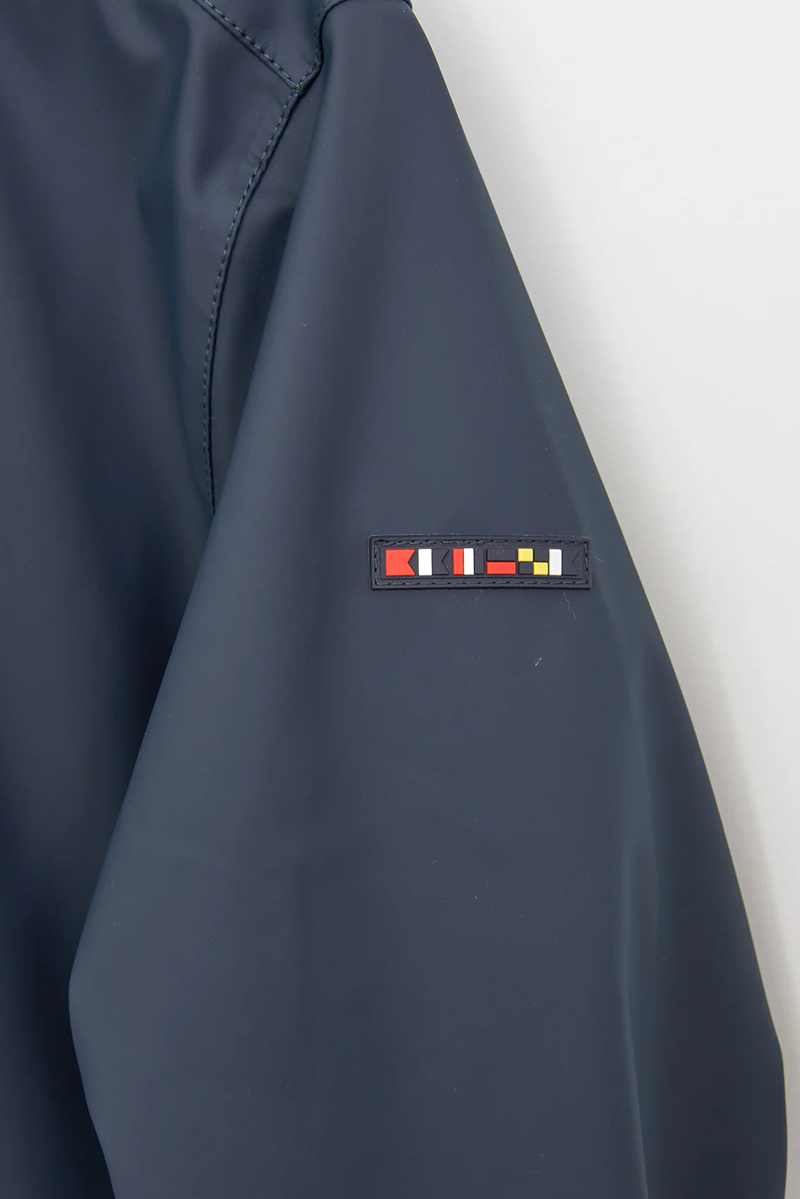Lightweight Loose-Fitting 100% Waterproof Unisex Rain Jacket C3164-MA - Batela
