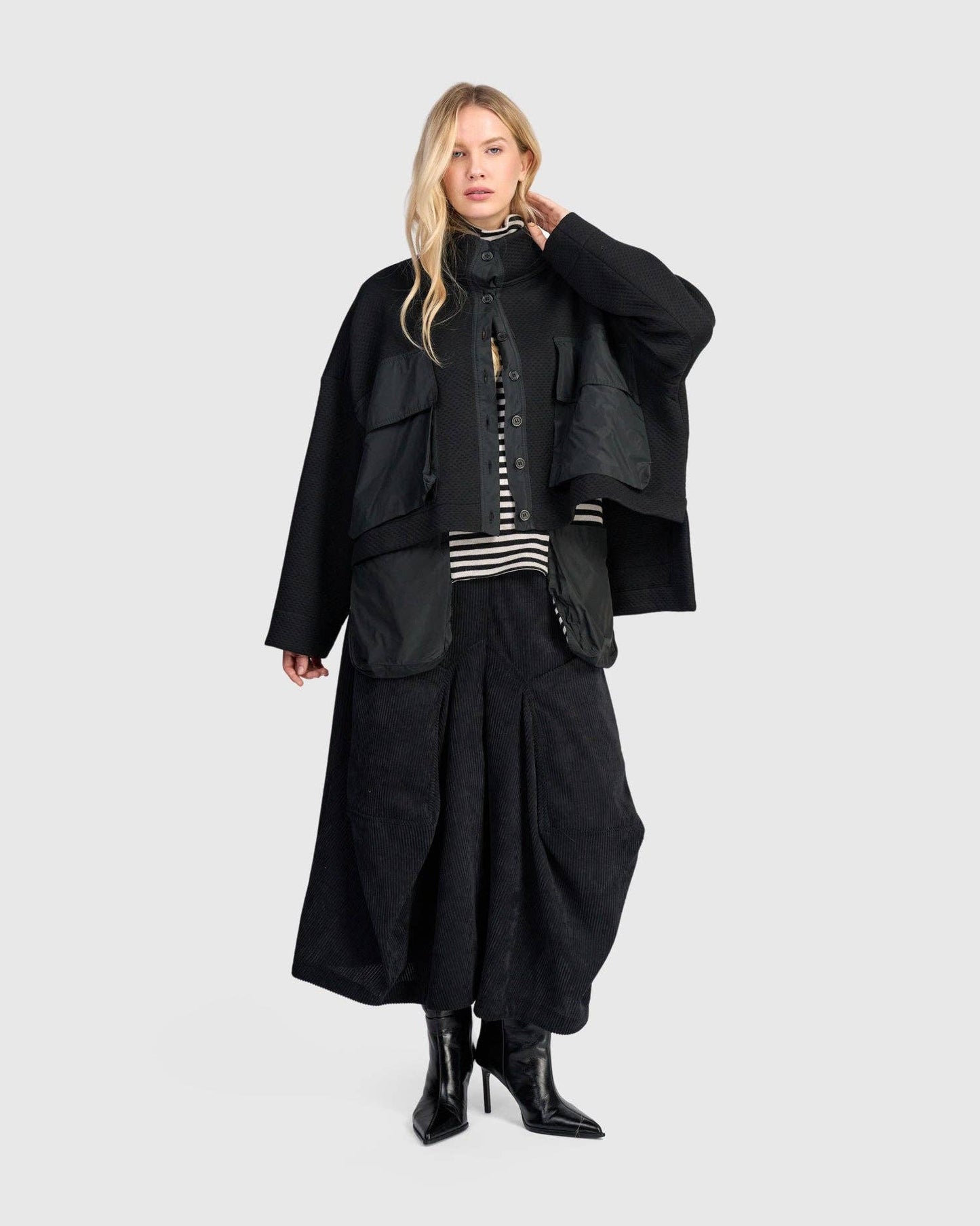Urban Workshop Jacket, Black: BLACK / XS (US 6-8)